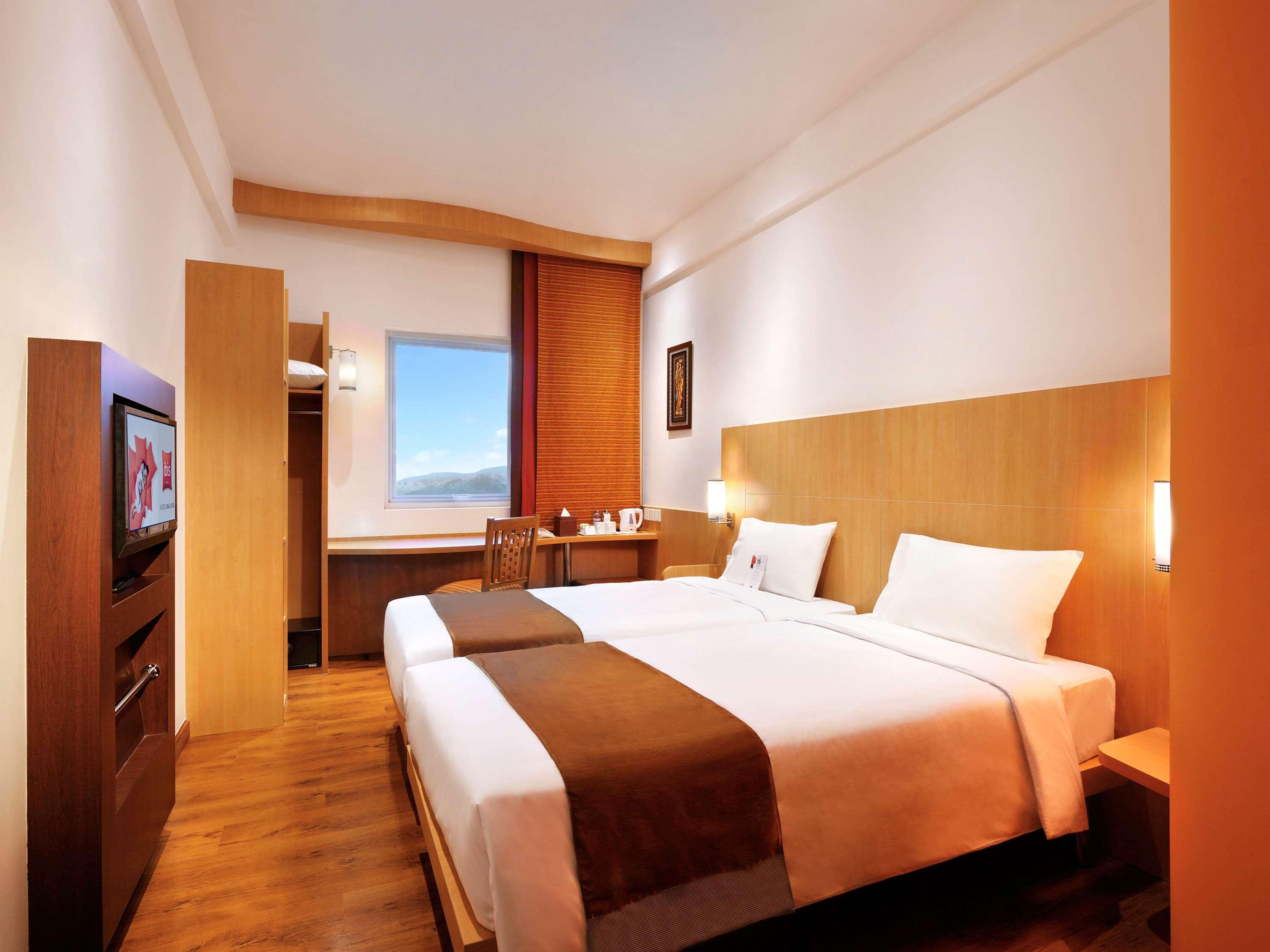 Hotel Ibis Bali Kuta Kuta Lombok Exterior foto